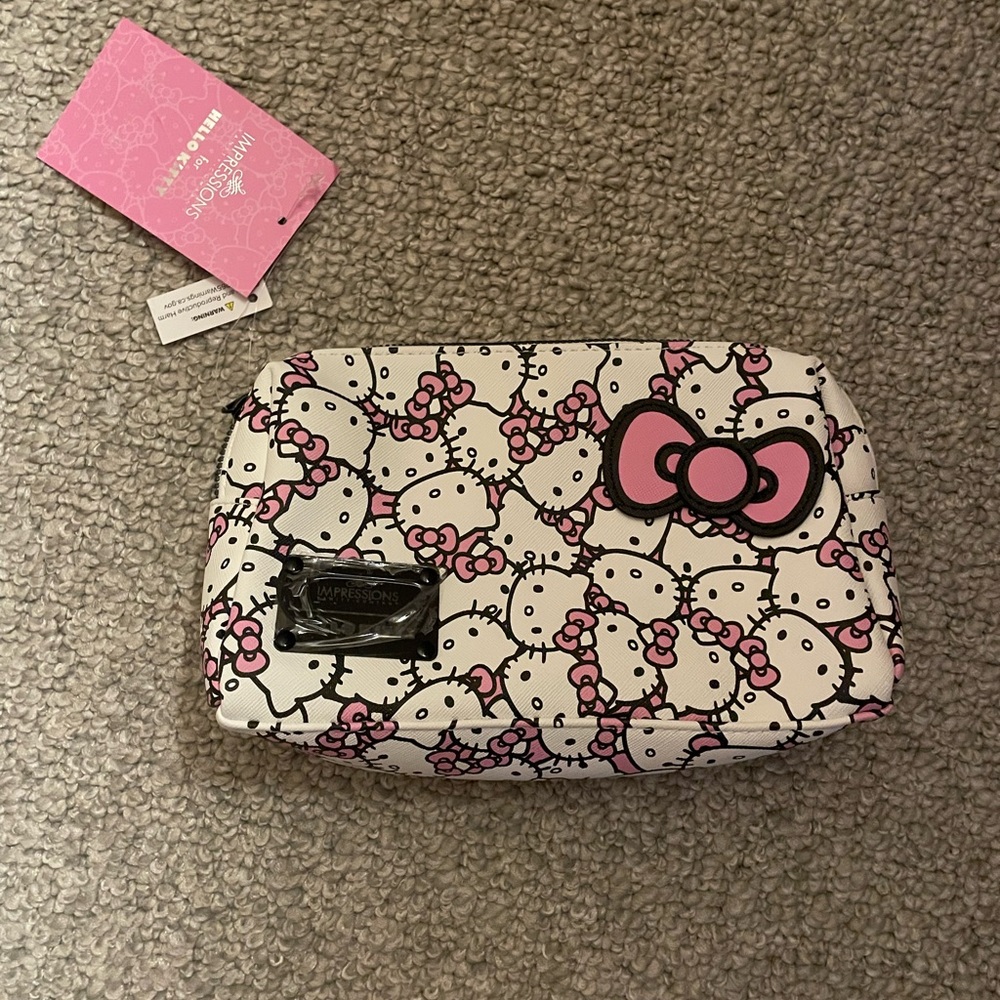 Hello Kitty Pink and White Cosmetic Bag
